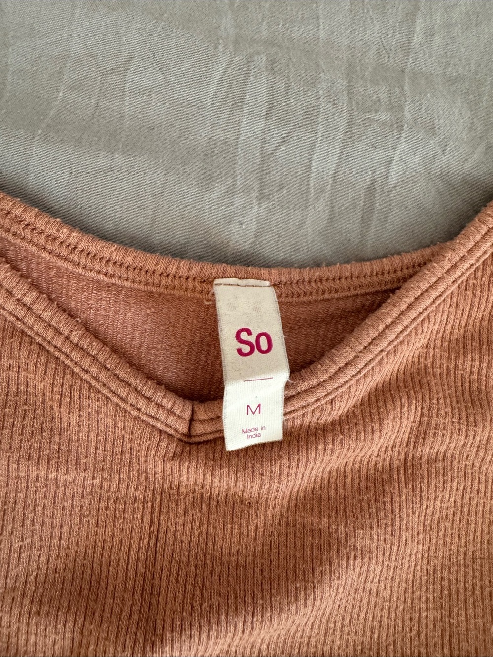 SO pink tank top - Picture 2 of 2
